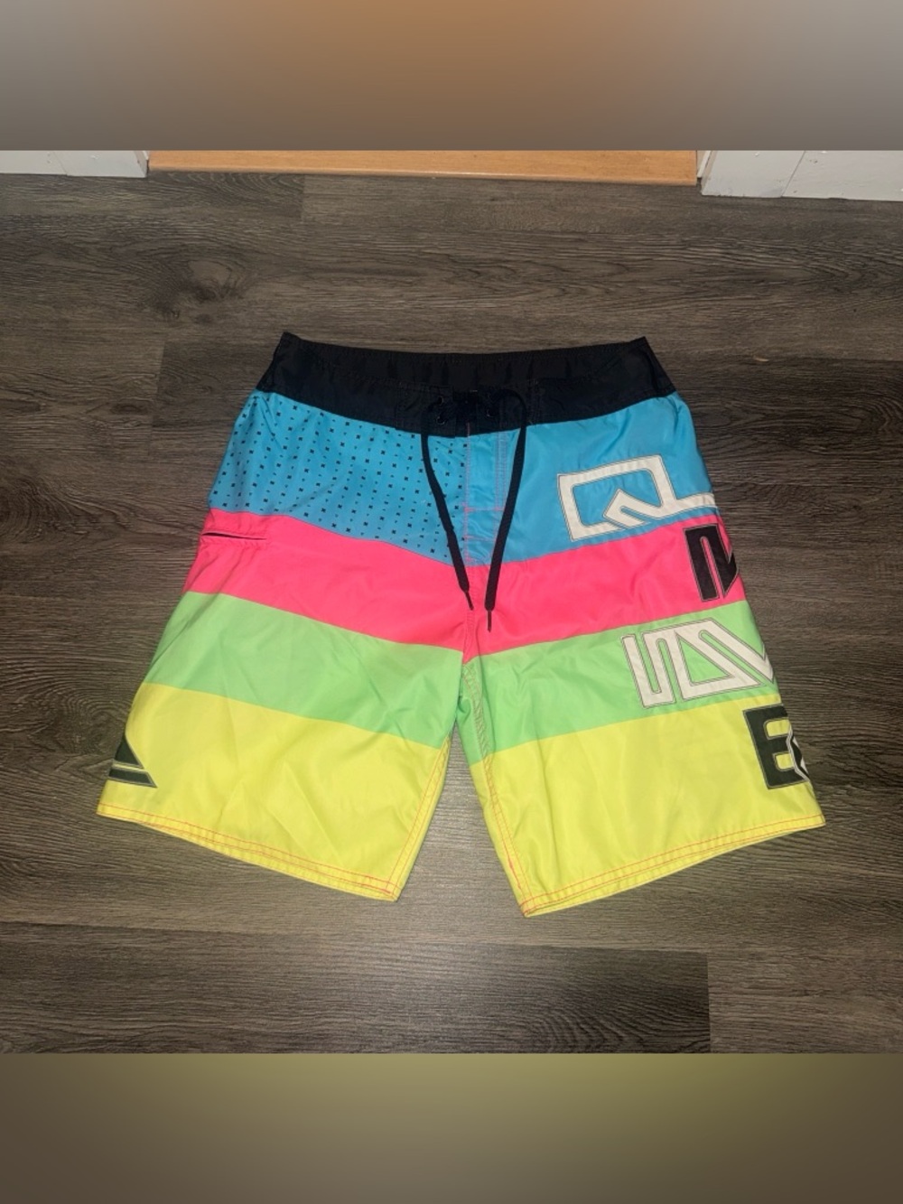 VTG Y2K Quiksilver Shorts